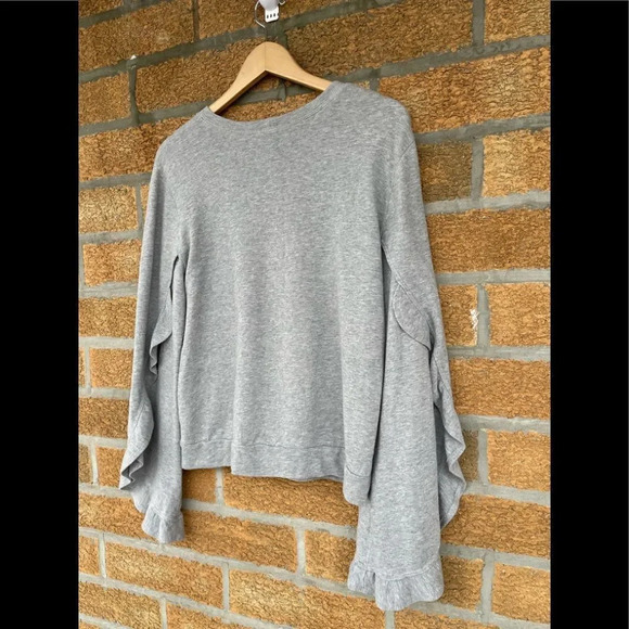 Alc Ruffle Sleeve Grey Sweater medium - Picture 8 of 13